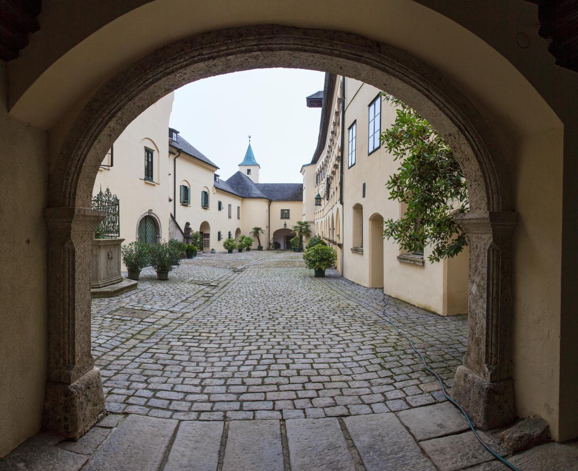 Fruhstuckshotel Scharinger Haag am Hausruck Luaran gambar