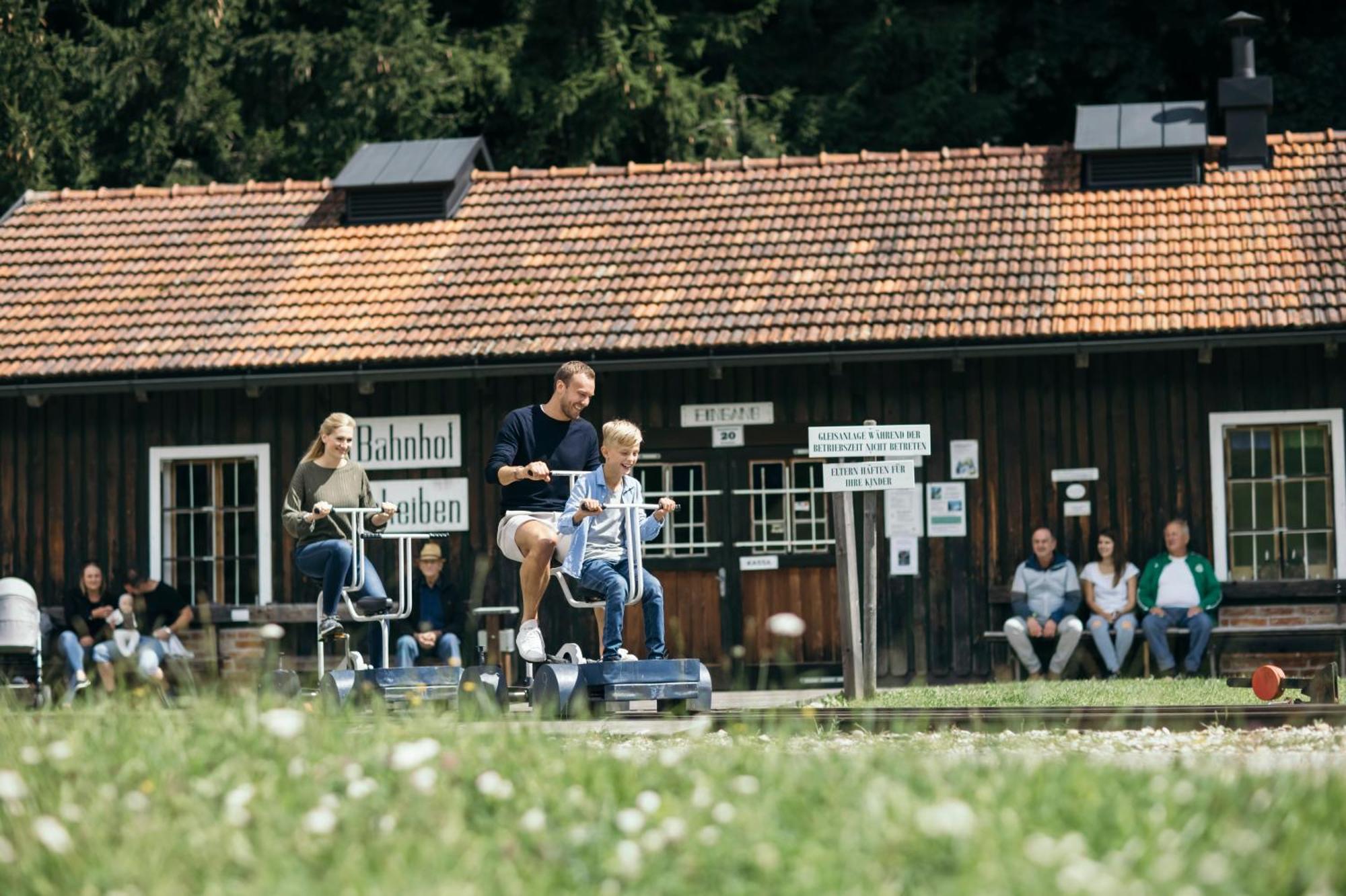 Fruhstuckshotel Scharinger Haag am Hausruck Luaran gambar